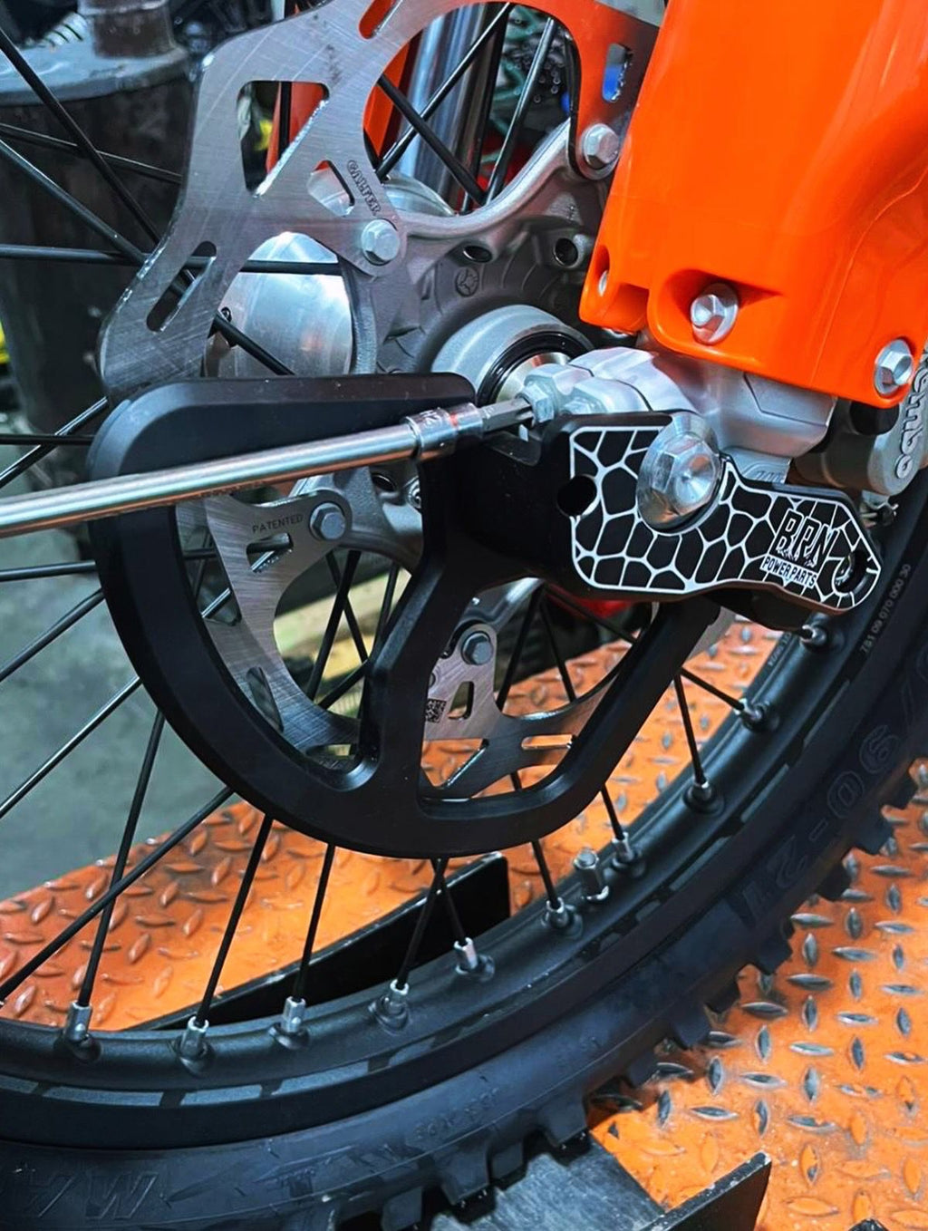 KTM FRONT DISC GUARD - BRN