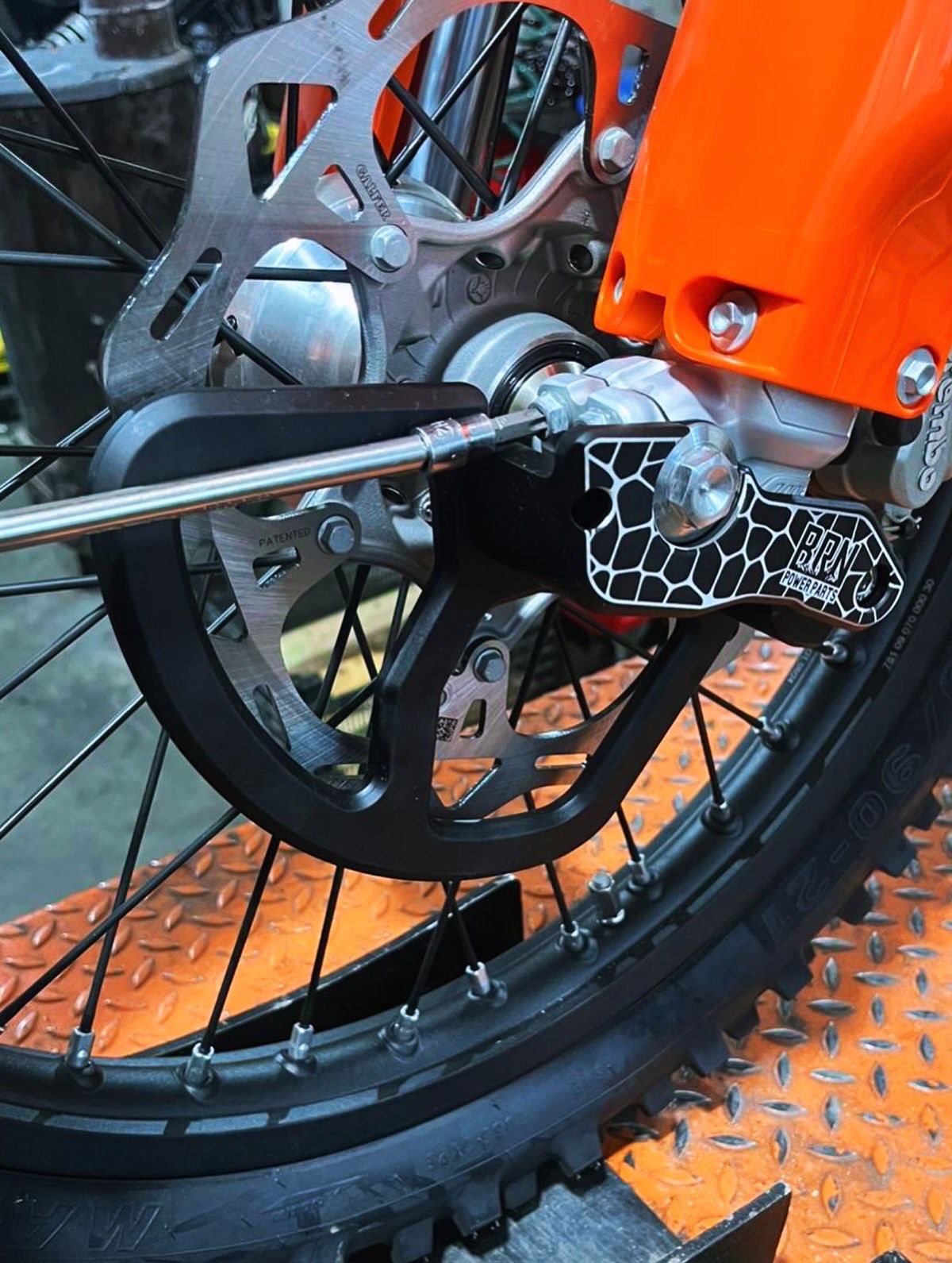 KTM FRONT DISC GUARD - BRN